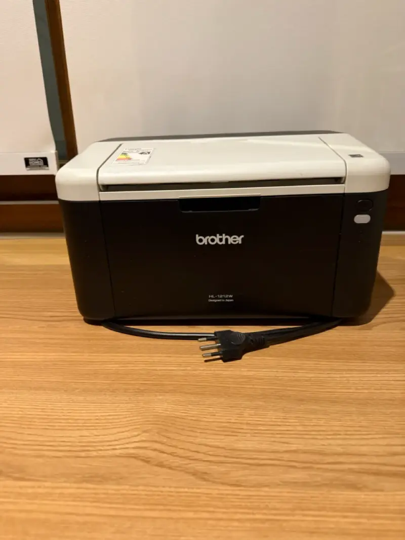 Impresora láser Brother HL-1212W compacta - 1