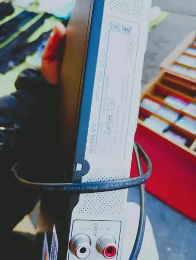 Reproductor de DVD Sony con Dolby Digital - miniatura 4
