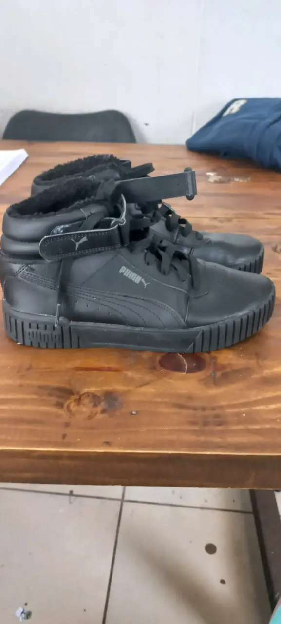 Zapatillas negras Puma de cuero - 1