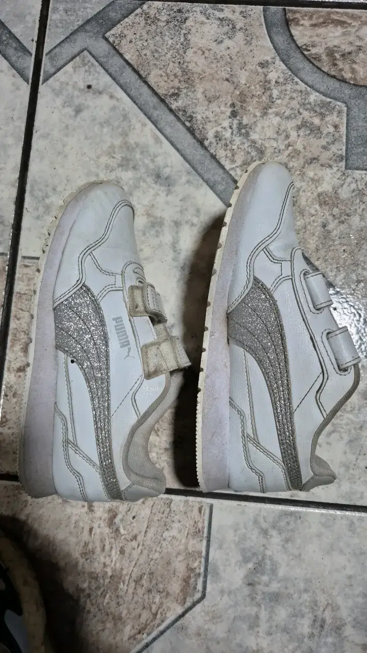 Zapatillas Puma blancas con brillo - 3