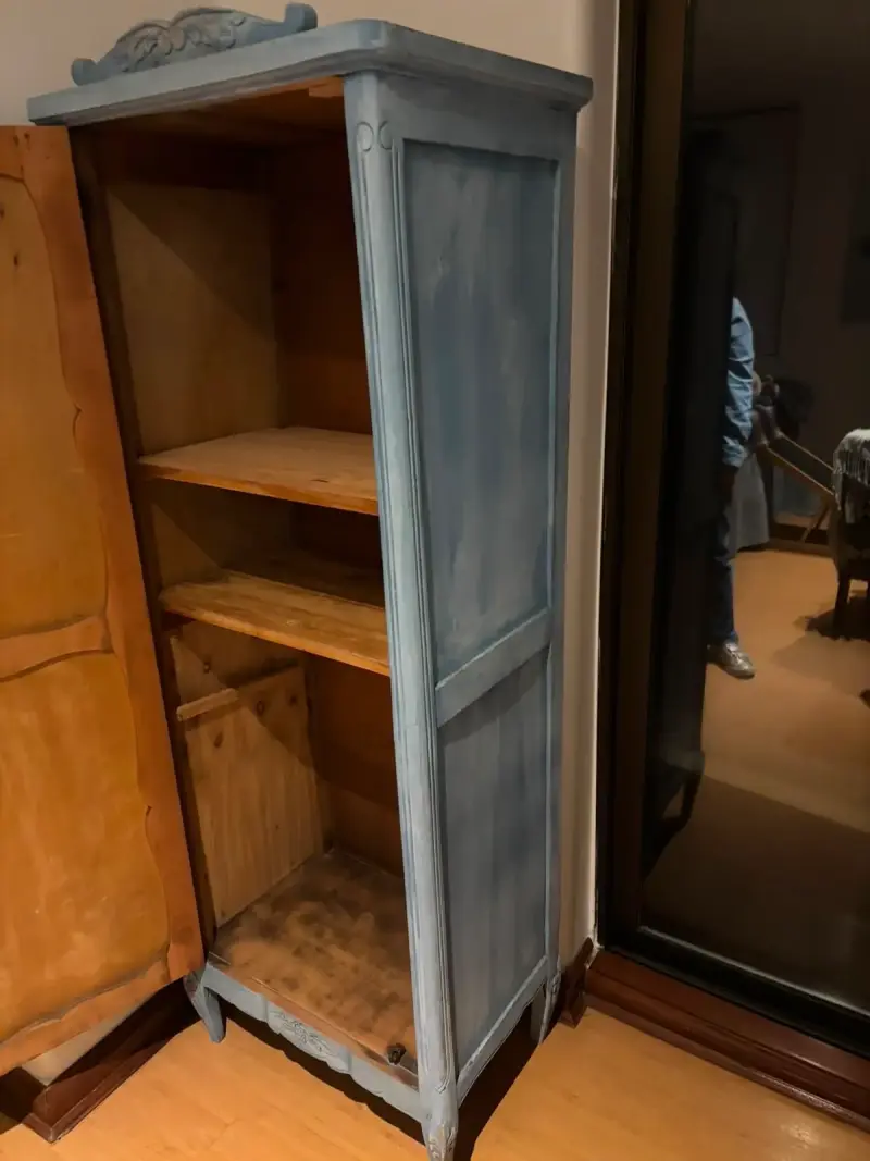 Armario vintage de madera azul - 3