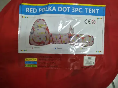 Carpa infantil roja con puntos polka - miniatura 2