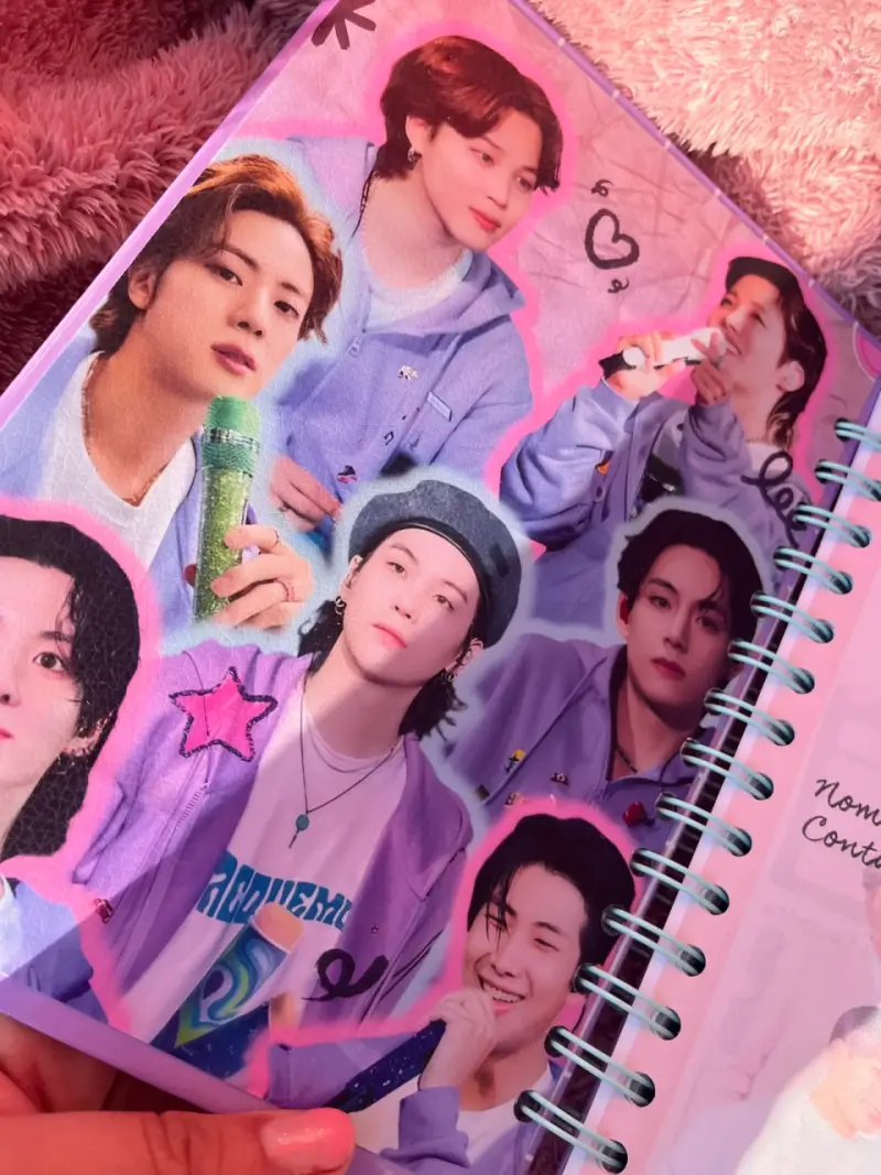 Cuaderno BTS con diseño de portada - 2