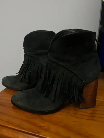 Botines de gamuza negros con flecos, talla 38 - miniatura 1