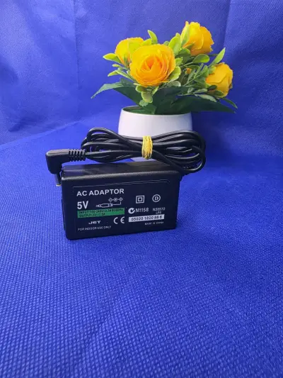 Adaptador 5V 2A punta amarilla - miniatura 3