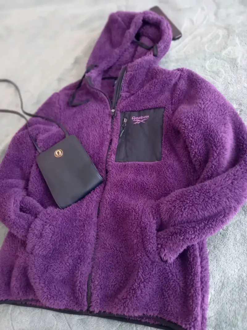 Chaqueta polar morada Reebok con capucha - 1