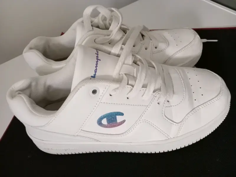 Zapatillas blancas Champion deportivas - 2