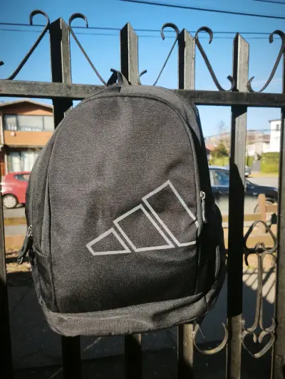 Mochila Adidas negra deportiva - miniatura 3
