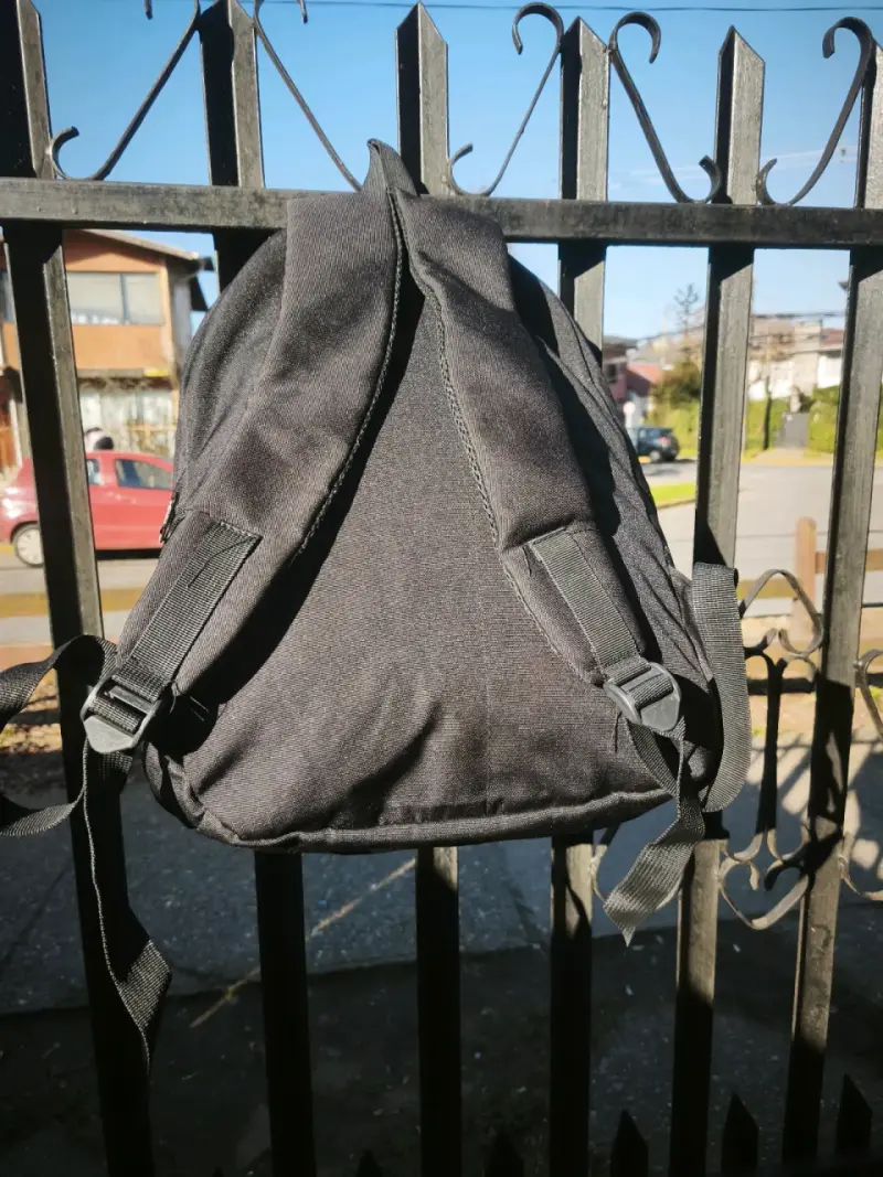 Mochila Adidas negra deportiva - 4