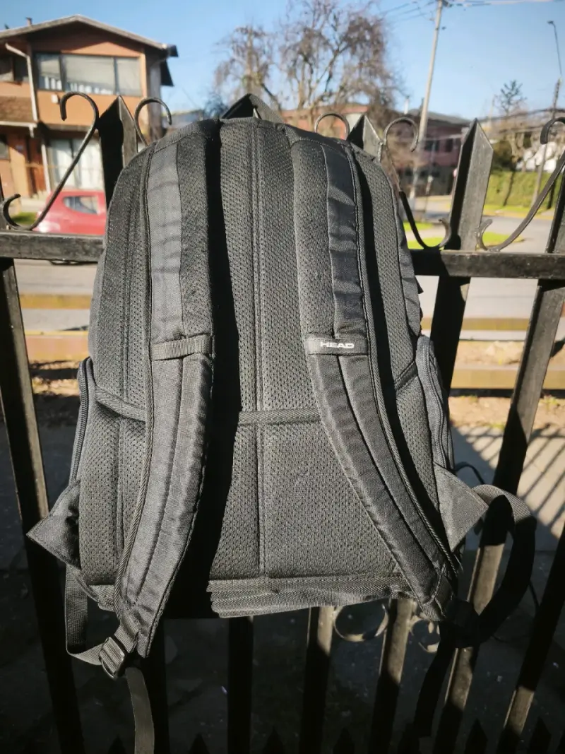 Mochila negra Head con bolsillo frontal - 4