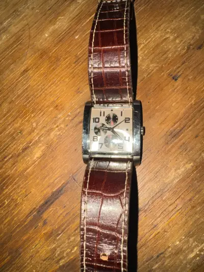Reloj Guess cronógrafo, festina y Adidas - miniatura 4
