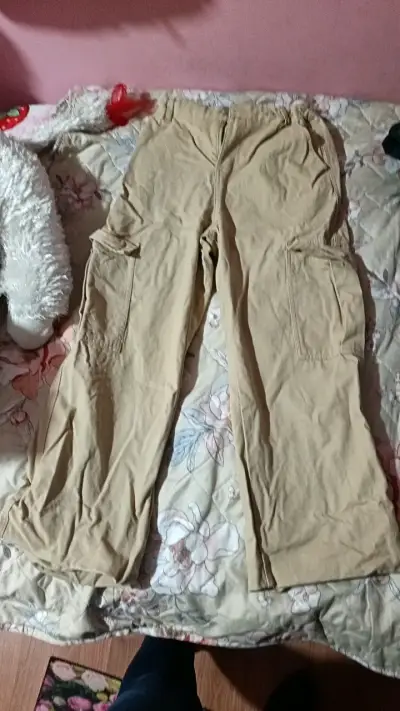 Pantalones cargo beige para niña - miniatura 1
