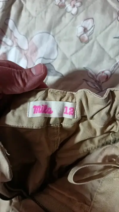 Pantalones cargo beige para niña - miniatura 2