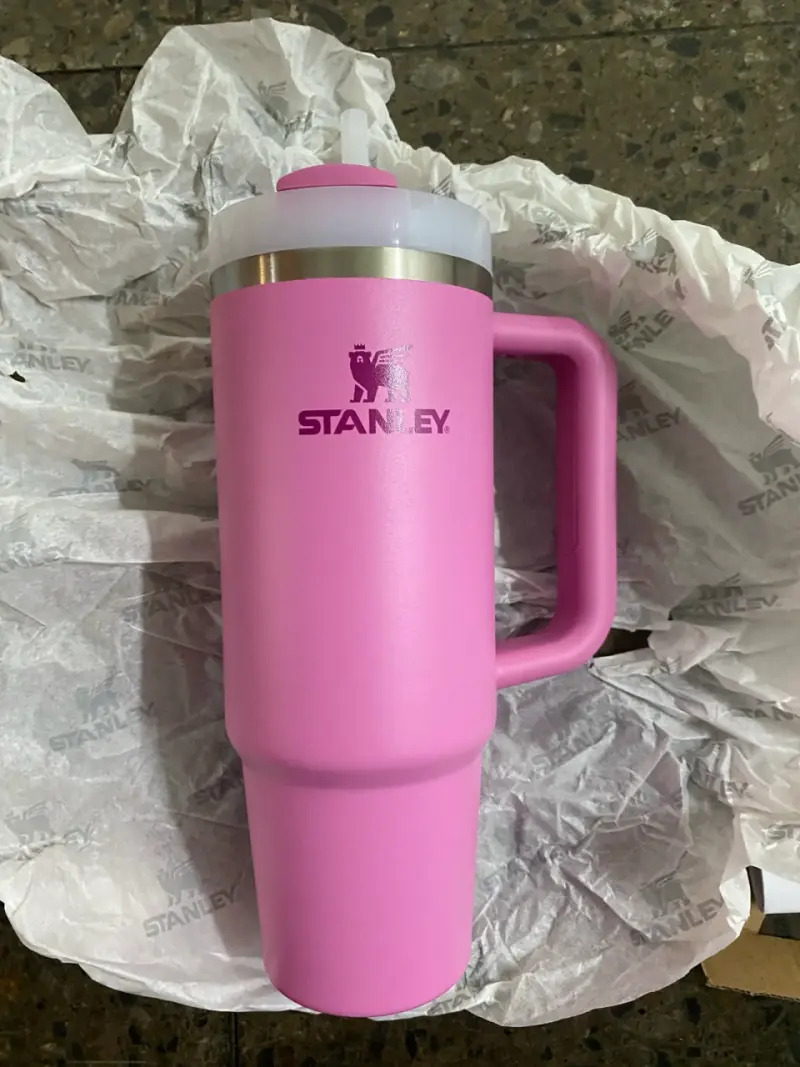 Vaso térmico Stanley rosa con tapa - 1