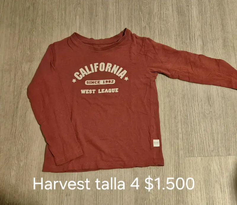 Polera roja Harvest talla 4 para niño