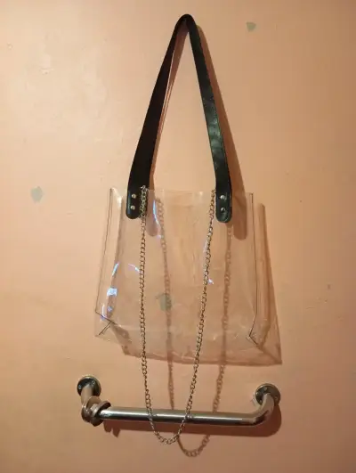 Bolso transparente con asas negras - miniatura 1