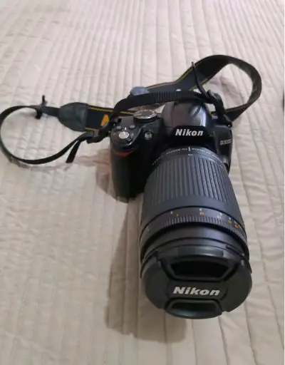 Camara Fotográfica Nikon Con 2 Lentes, Cargador Y - miniatura 2