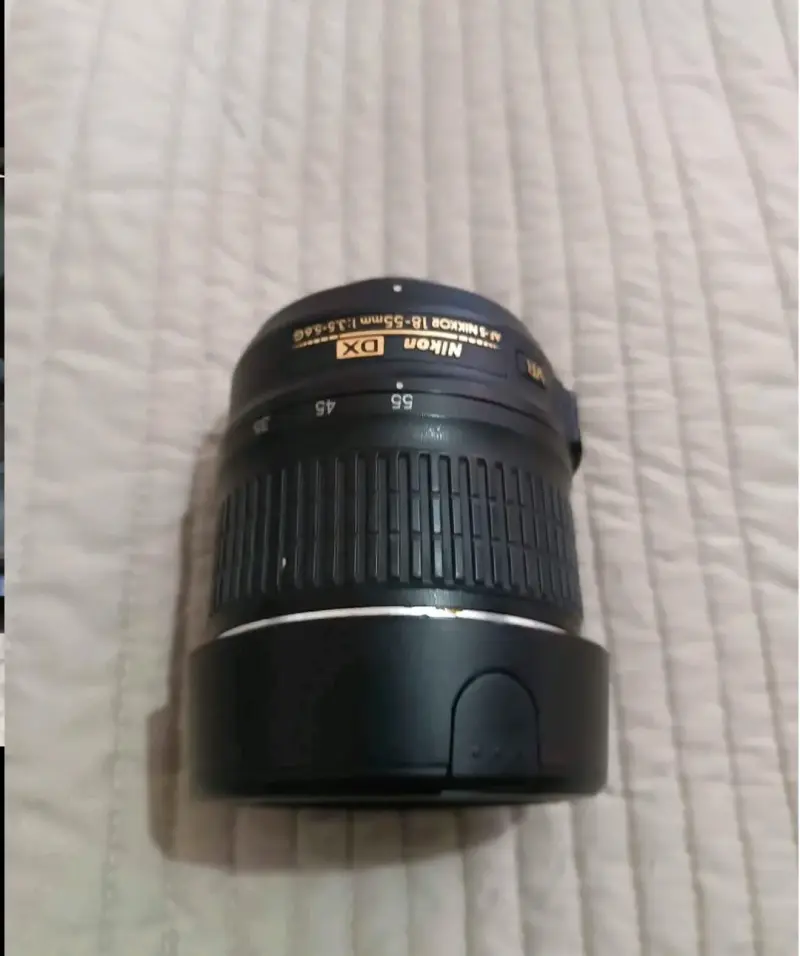 Camara Fotográfica Nikon Con 2 Lentes, Cargador Y - 3
