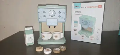 Cafetera de juguete Kabi educativa verde - miniatura 2