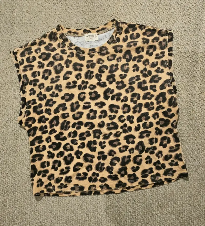 Umbrale Polera estampado leopardo sin mangas - 1