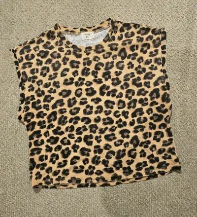 Umbrale Polera estampado leopardo sin mangas - miniatura 1