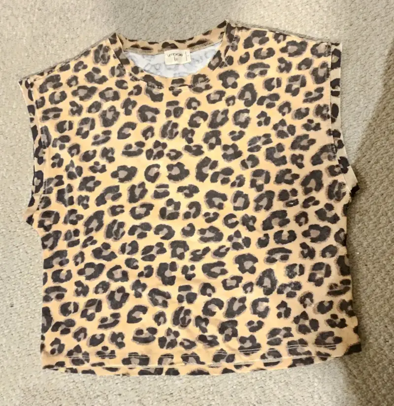 Umbrale Polera estampado leopardo sin mangas - 3