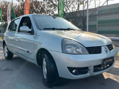 Renault Clio Privilege 1.6 año 2007 - miniatura 4