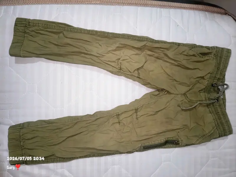 Pantalones cargo verde oliva para hombre - 1