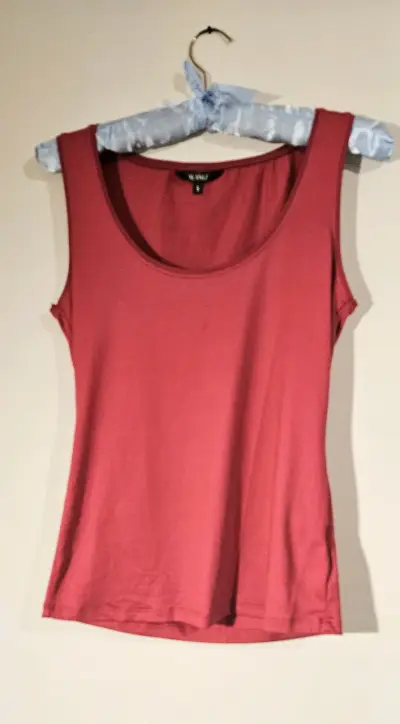 Polera sin mangas fuccia talla S - miniatura 1