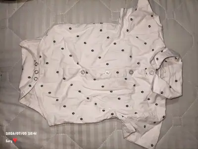Body camisa de bebé blanco con estampado - miniatura 1
