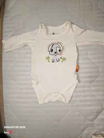 Body de bebé con diseño de perrito - miniatura 1