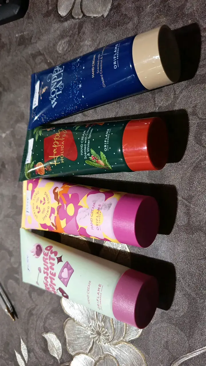 Cremas de manos Oriflame variadas