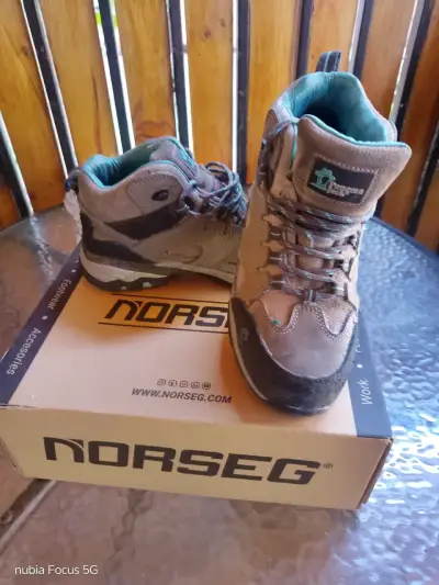Vendo zapatos de seguridad - miniatura 3
