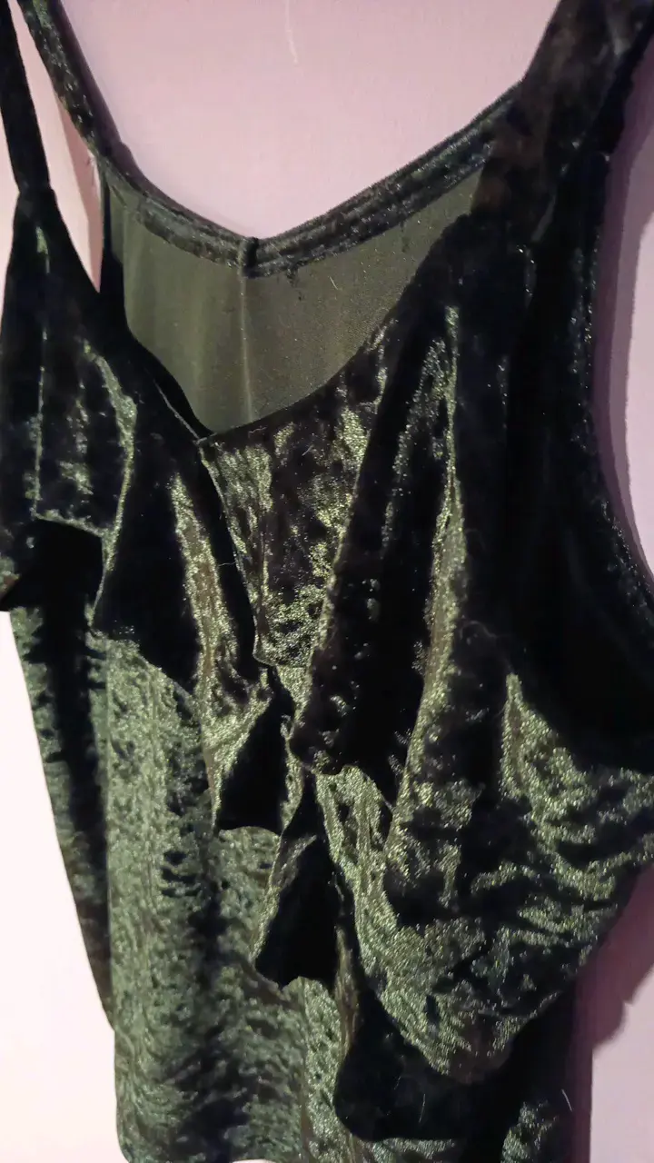 Blusa de terciopelo verde elegante - 4