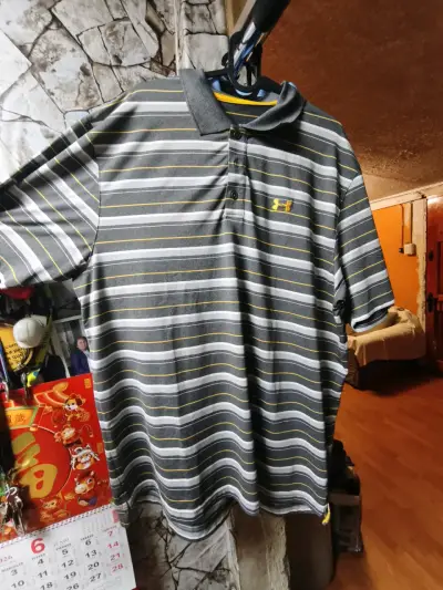 Polera  rayada Under Armour gris - miniatura 1