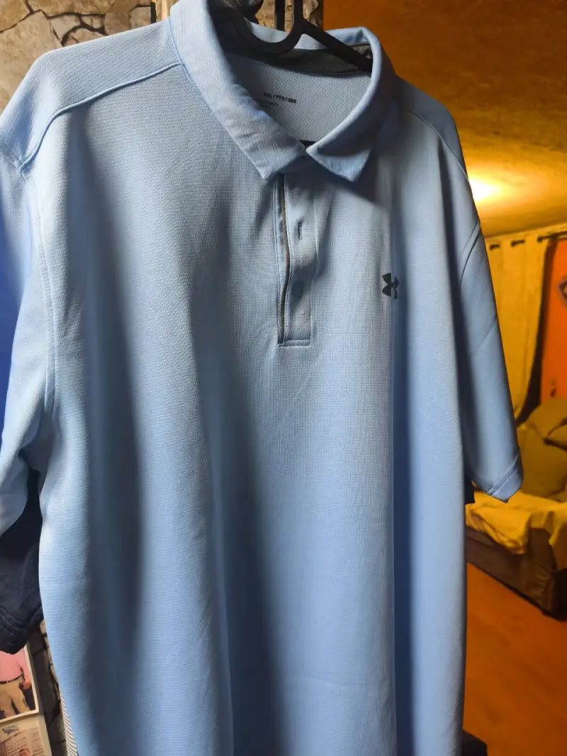 Polera deportiva celeste l Under Armour talla xxl - 3
