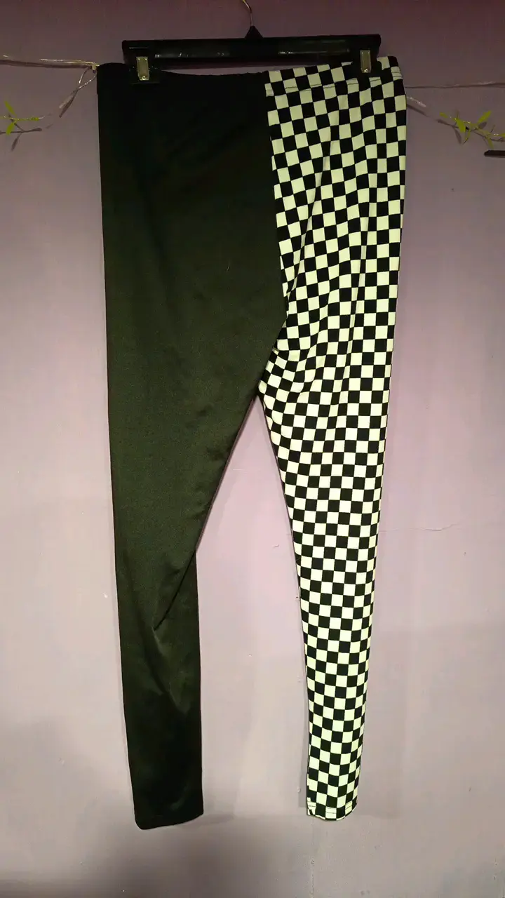 Calsa a cuadros y negro estilo único - 2