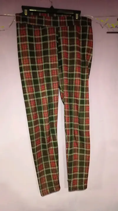 Pantalones a cuadros estilo escocés - miniatura 1