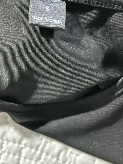 Polera manga larga negra para mujer - miniatura 2