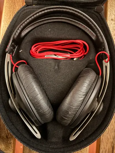 Auriculares Sennheiser Momentum 2.0 con cable - miniatura 1