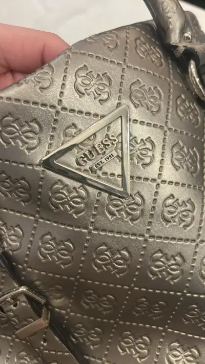 Bolso Guess - miniatura 1