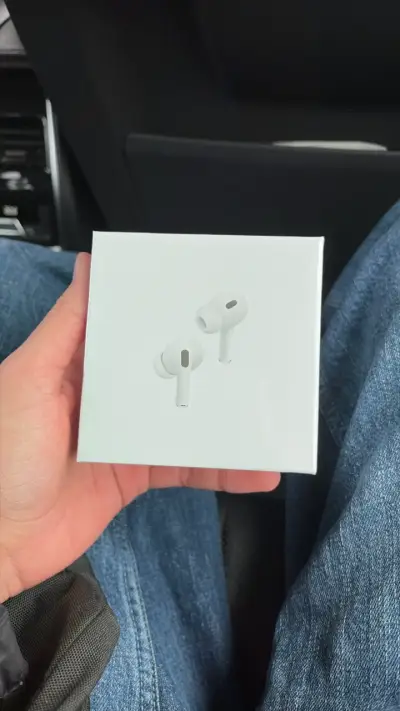 Auriculares inalámbricos Apple AirPods Pro nuevos - miniatura 1