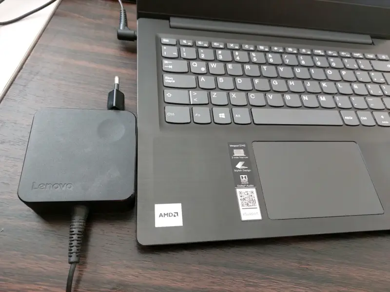 Laptop Lenovo Ideapad S145 AMD Ryzen - 3
