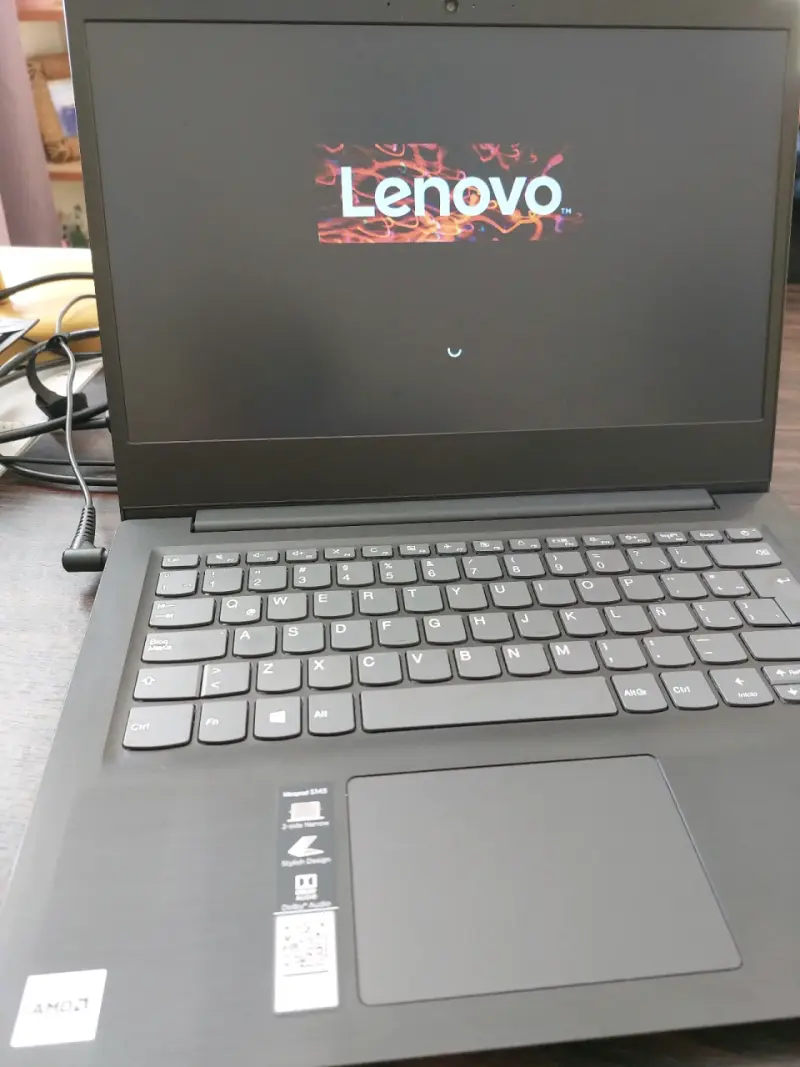 Laptop Lenovo Ideapad S145 AMD Ryzen - 4