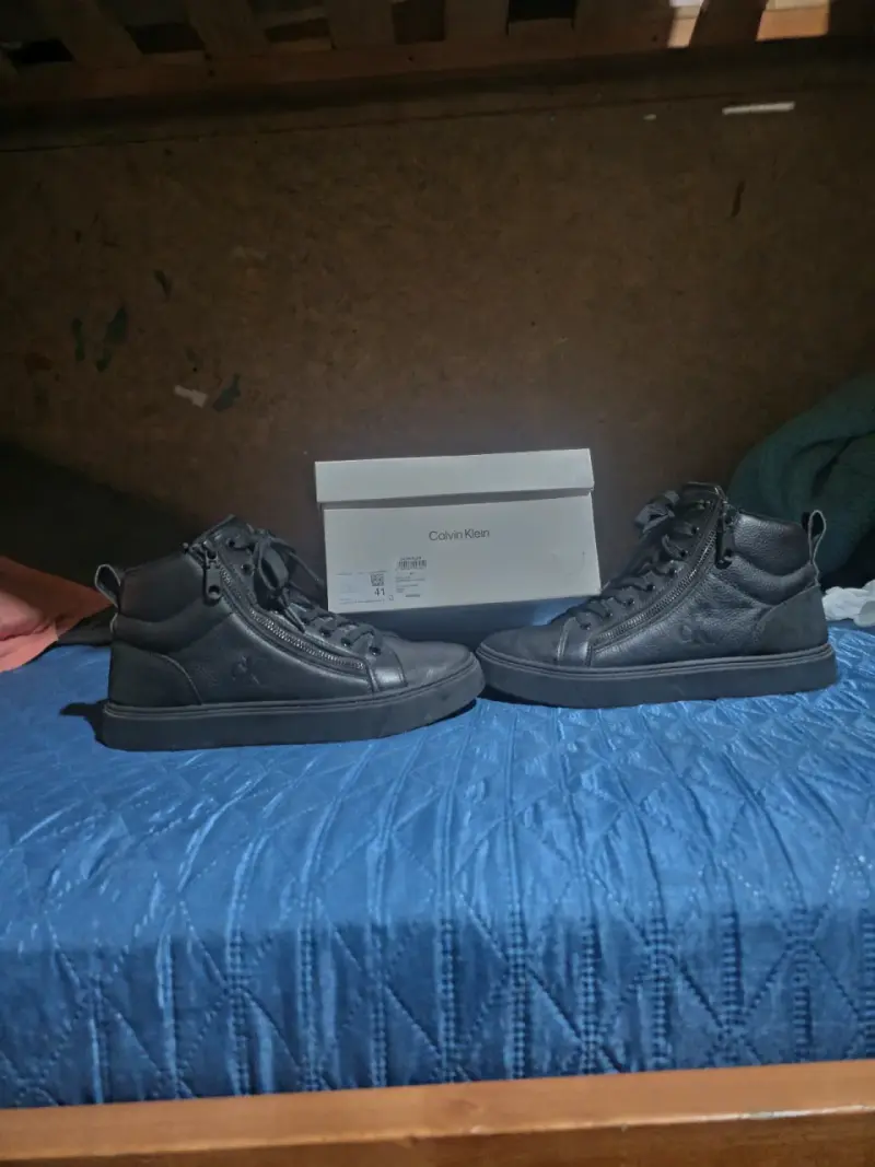 Zapatillas negras Calvin Klein de cuero - 1