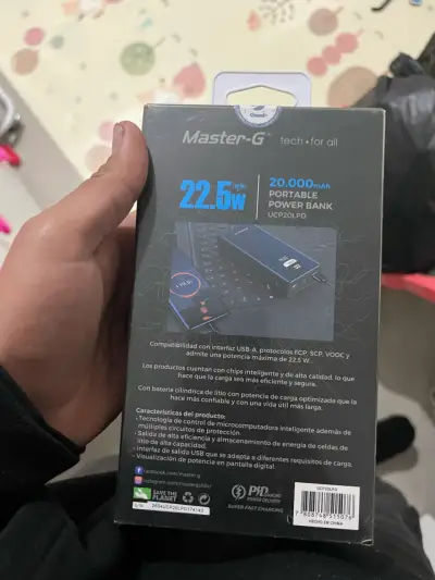 Power Bank Master-G 20000mAh con carga rápida - miniatura 2