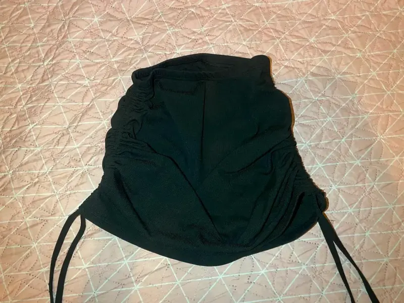 Falda negra ajustable para mujer