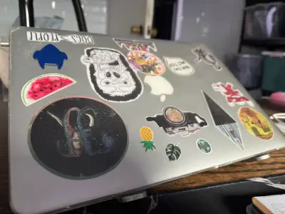 MacBook Air usado en buen estado - miniatura 2