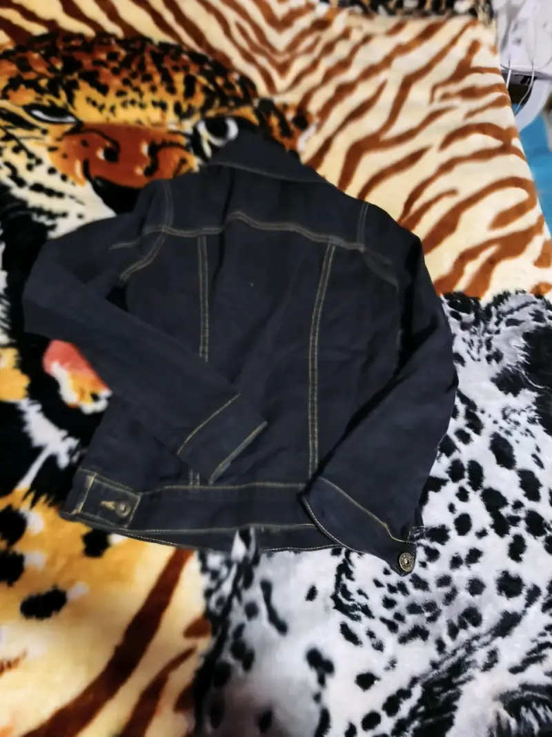 Chaqueta de mezclilla azul oscuro para mujer - 2