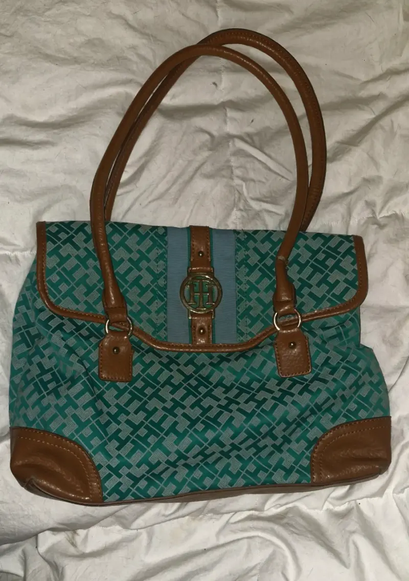 Bolso de mano estampado verde y marrón